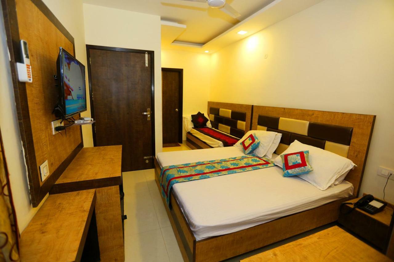 Hotel Golden Heart Amritsar Exterior foto